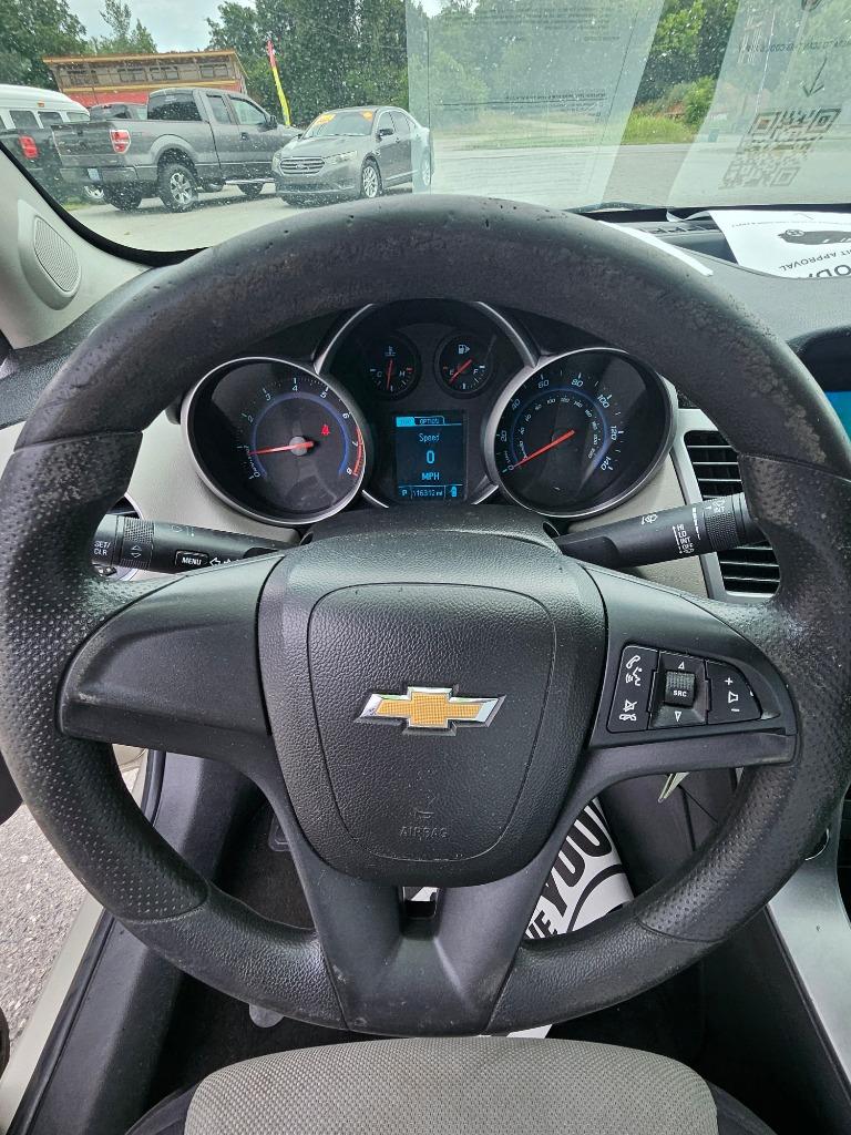 2014 Chevrolet Cruze - $5,995
