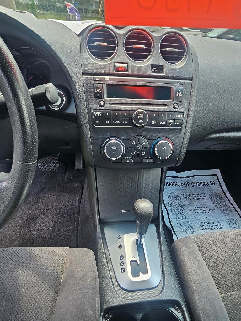 2009 Nissan Altima - $5,500
