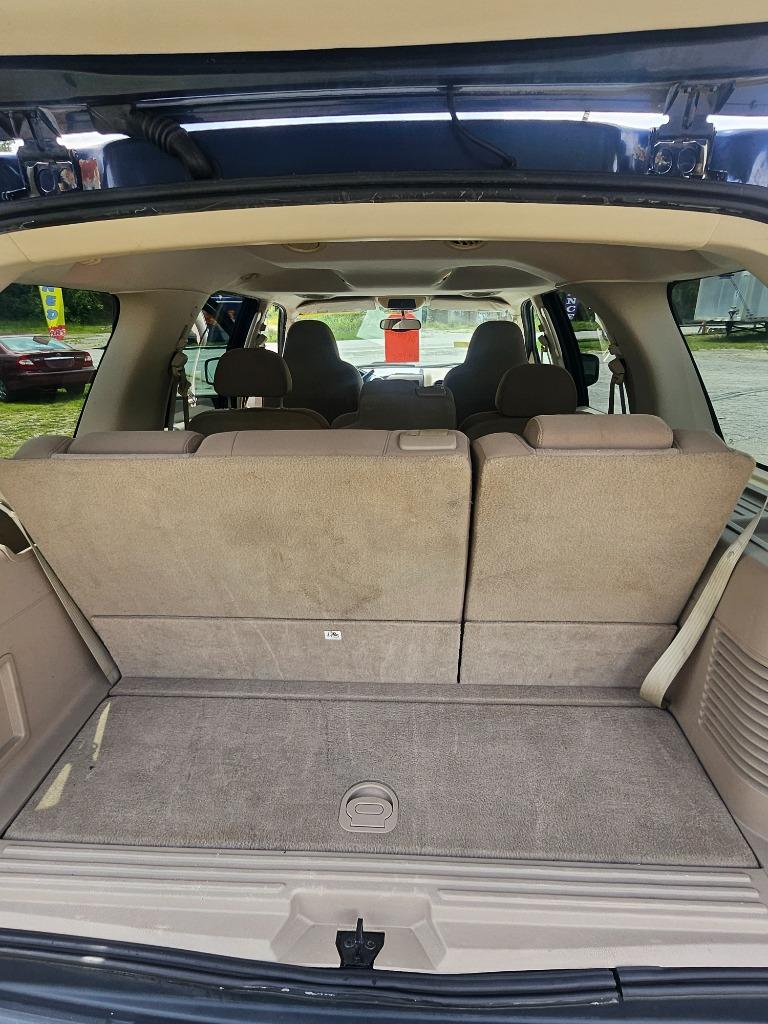 2004 Ford EXPIDITION - $5,500