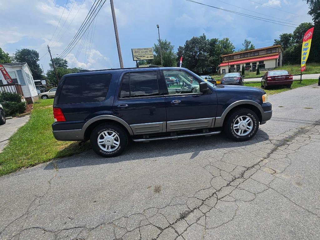 2004 Ford EXPIDITION - $5,500