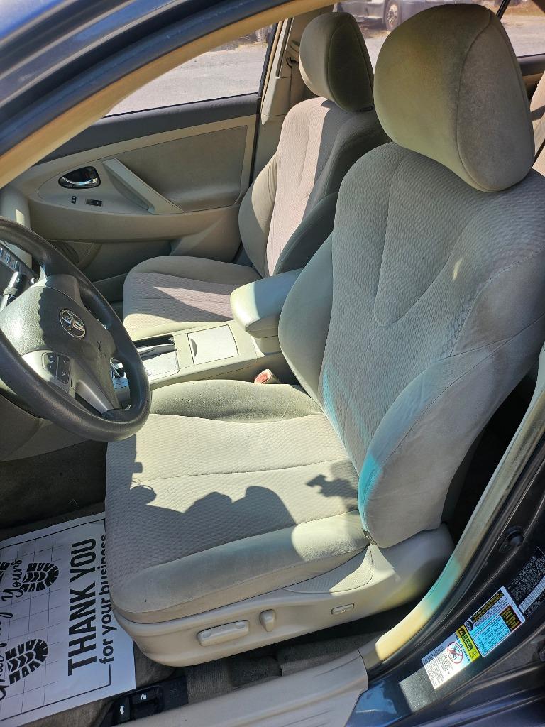 2010 Toyota Camry - $5,900