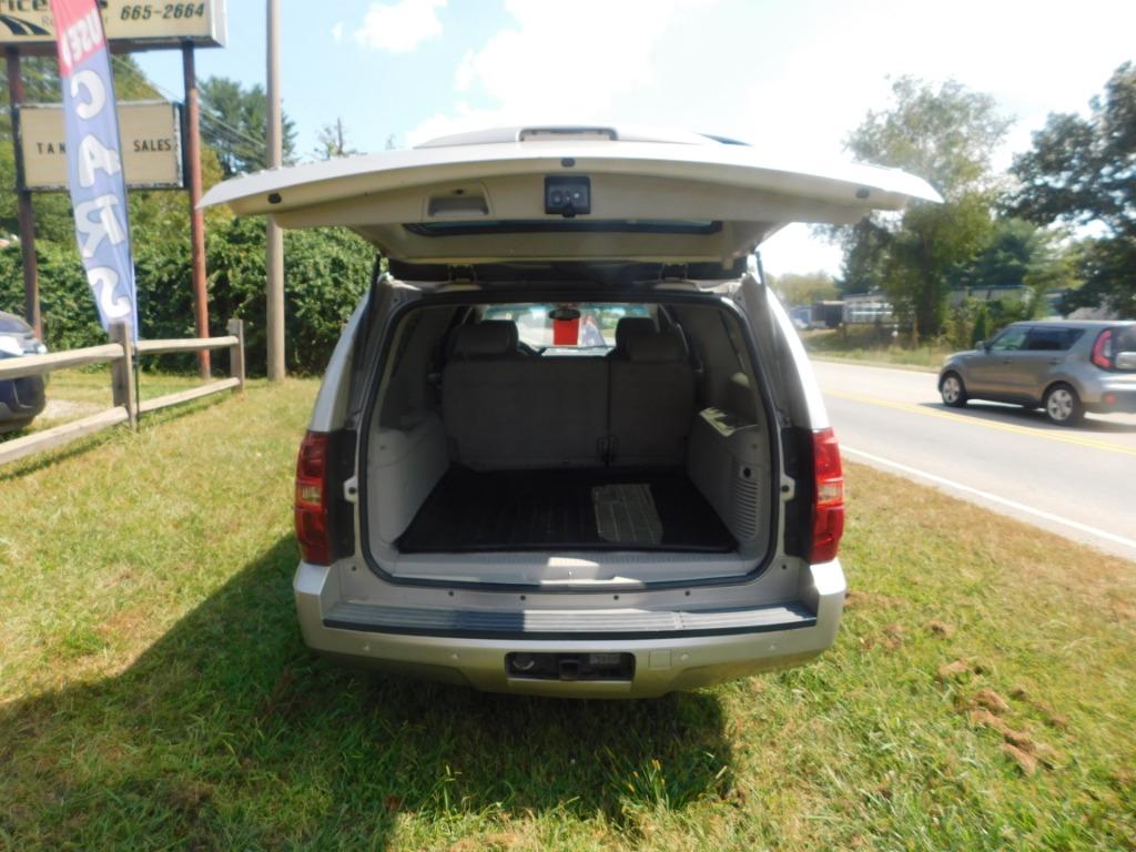 2008 Chevrolet Suburban - $8,500