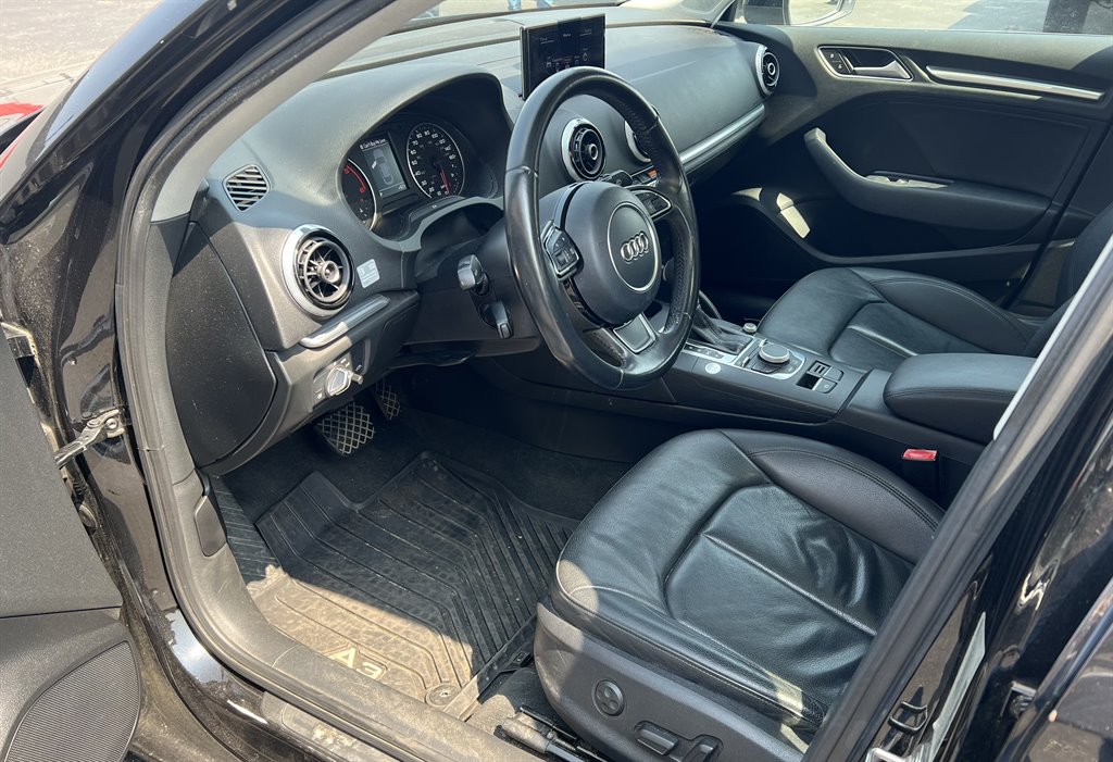 2015 Audi A3 Premium Plus photo
