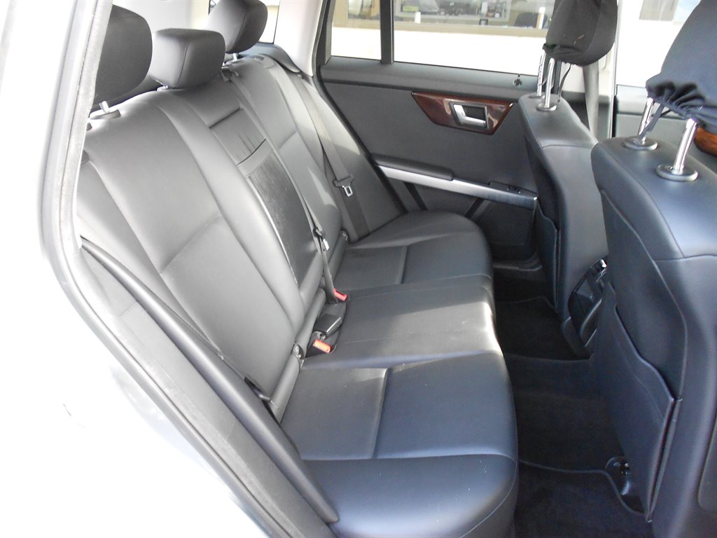 2012 Mercedes-Benz GLK-Class - $15,615