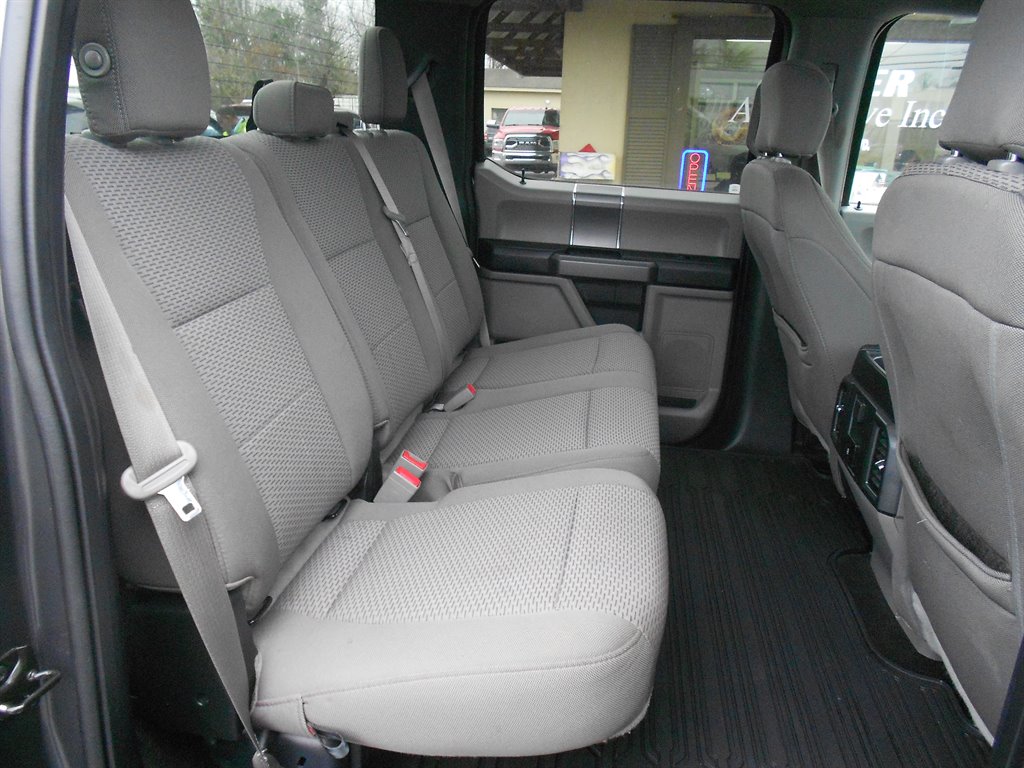 2019 Ford F150 XLT photo