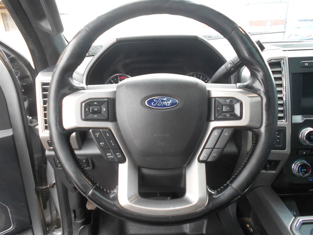 2017 Ford F250sd Platinum photo