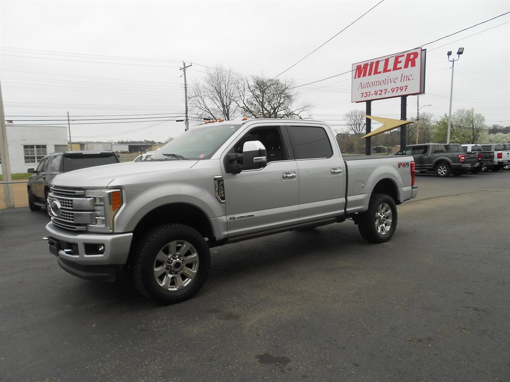 2017 Ford F250sd Platinum photo