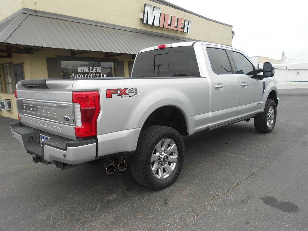 2017 Ford F250sd Platinum photo