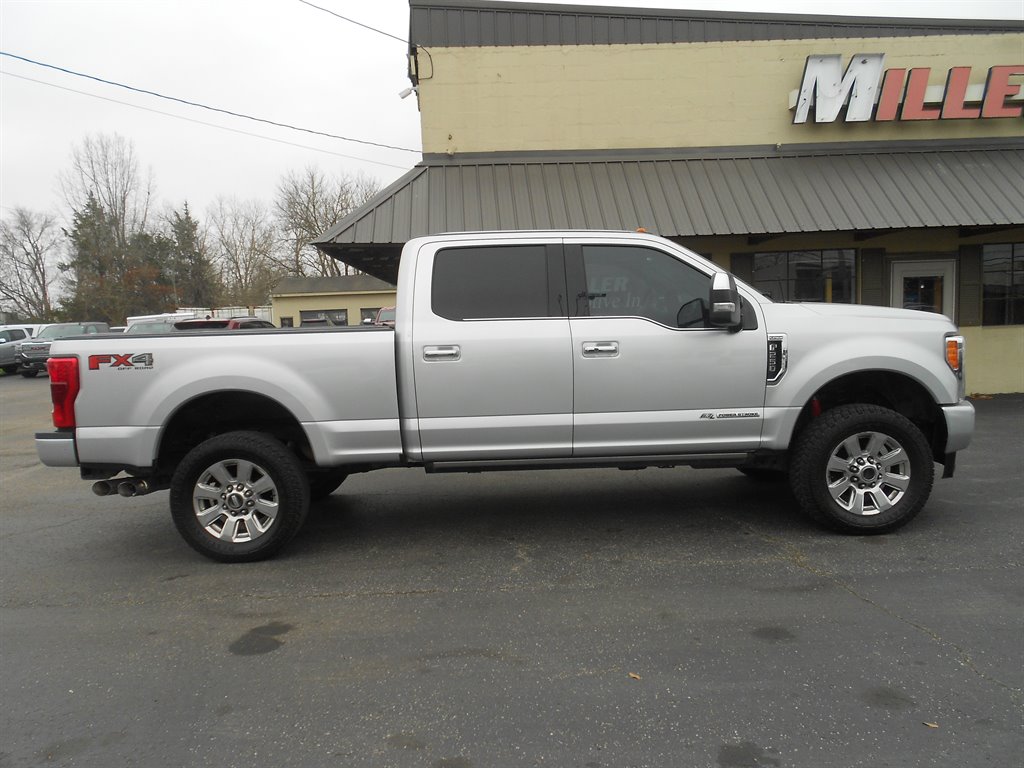 2017 Ford F250sd Platinum photo