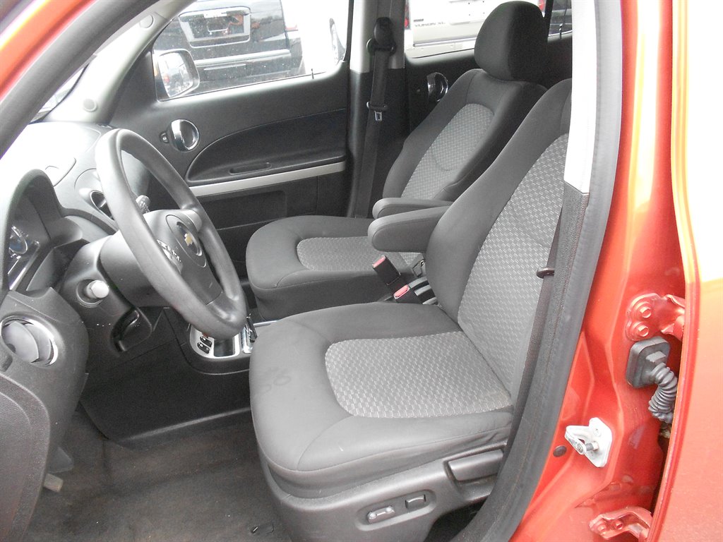 2008 Chevrolet HHR LT photo