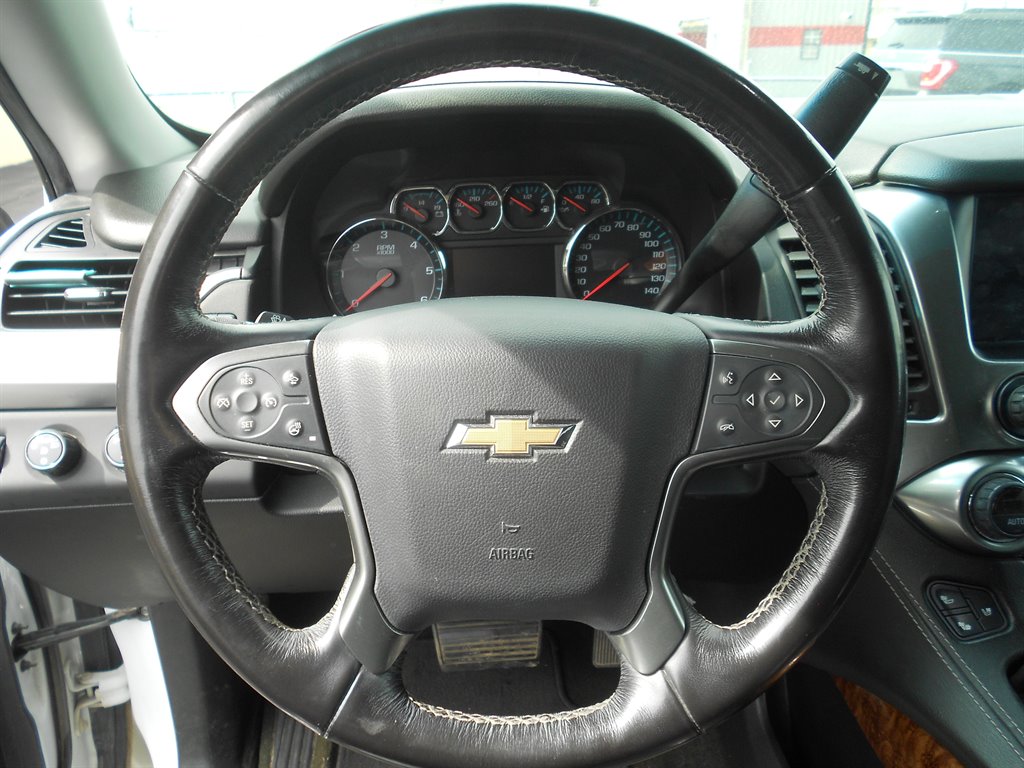 2018 Chevrolet Suburban Premier photo