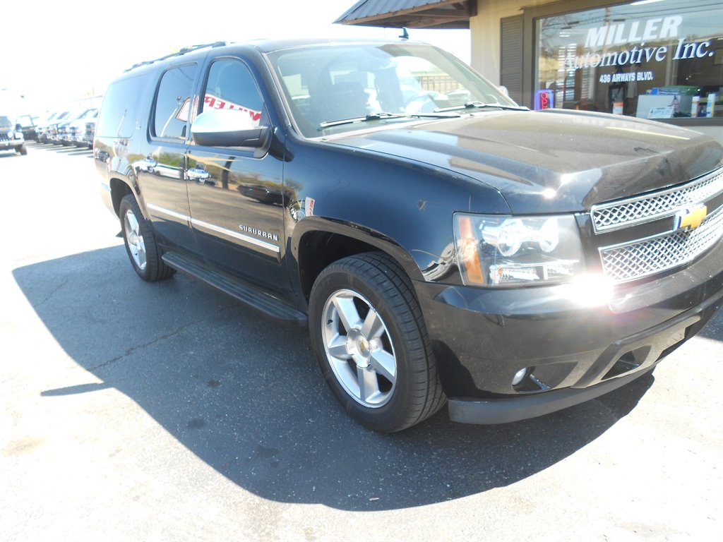 2013 Chevrolet Suburban LTZ 1500 photo