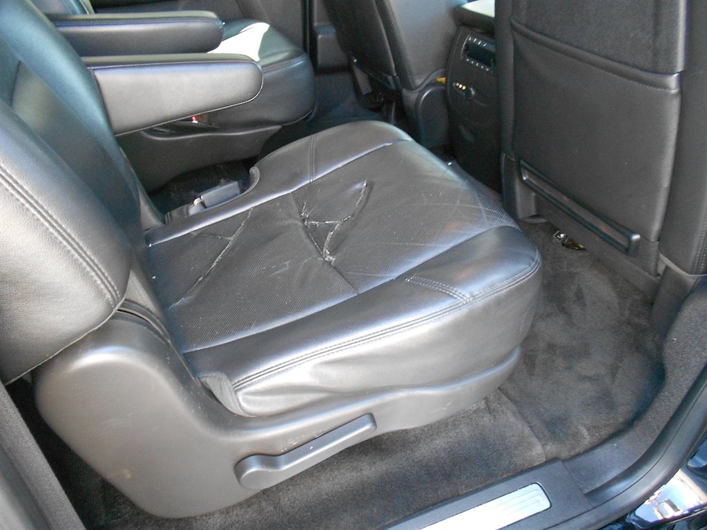 2013 Chevrolet Suburban LTZ 1500 photo