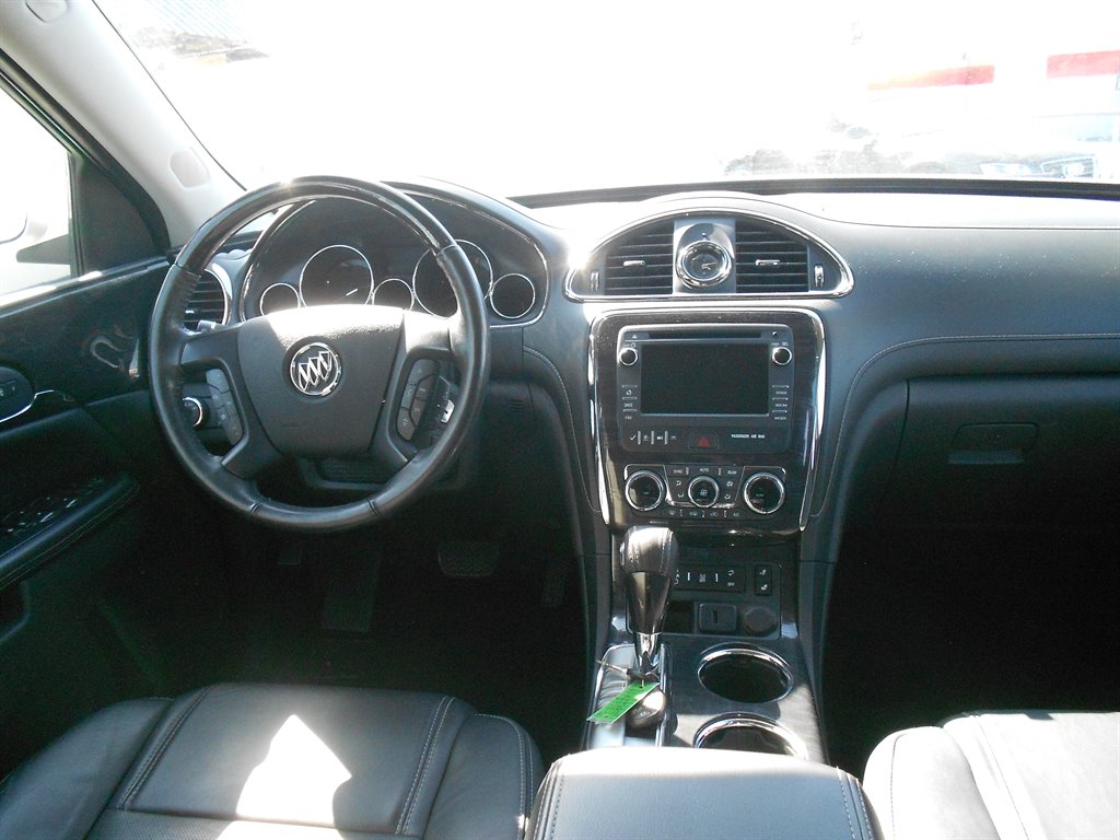 2017 Buick Enclave Leather photo