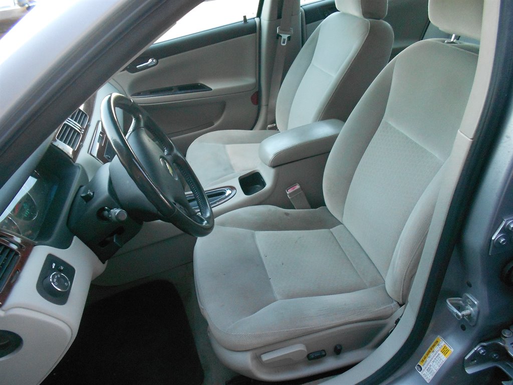 2006 Chevrolet Impala LT photo