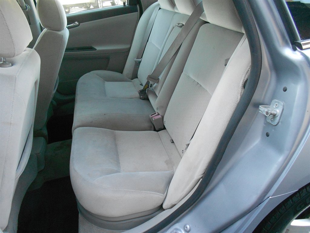 2006 Chevrolet Impala LT photo