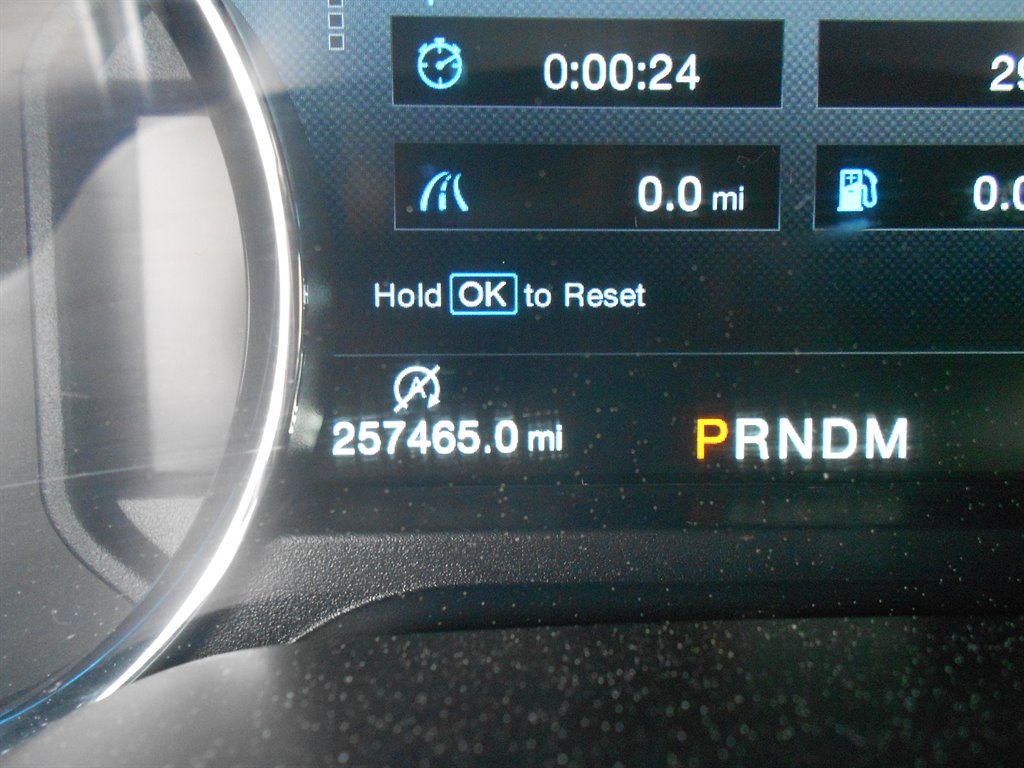 2019 Ford F150 Lariat photo