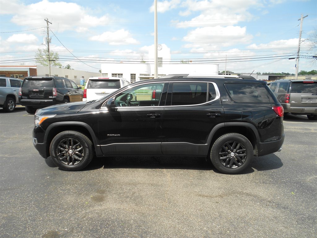 2019 GMC Acadia SLT1 photo