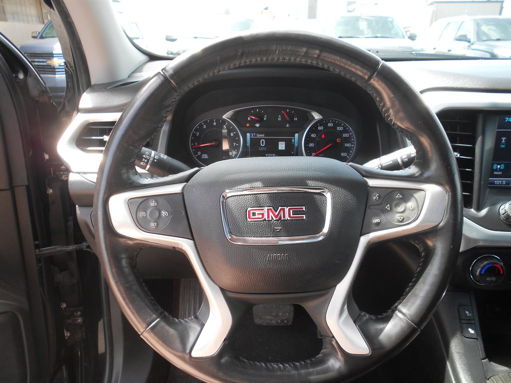 2019 GMC Acadia SLT1 photo