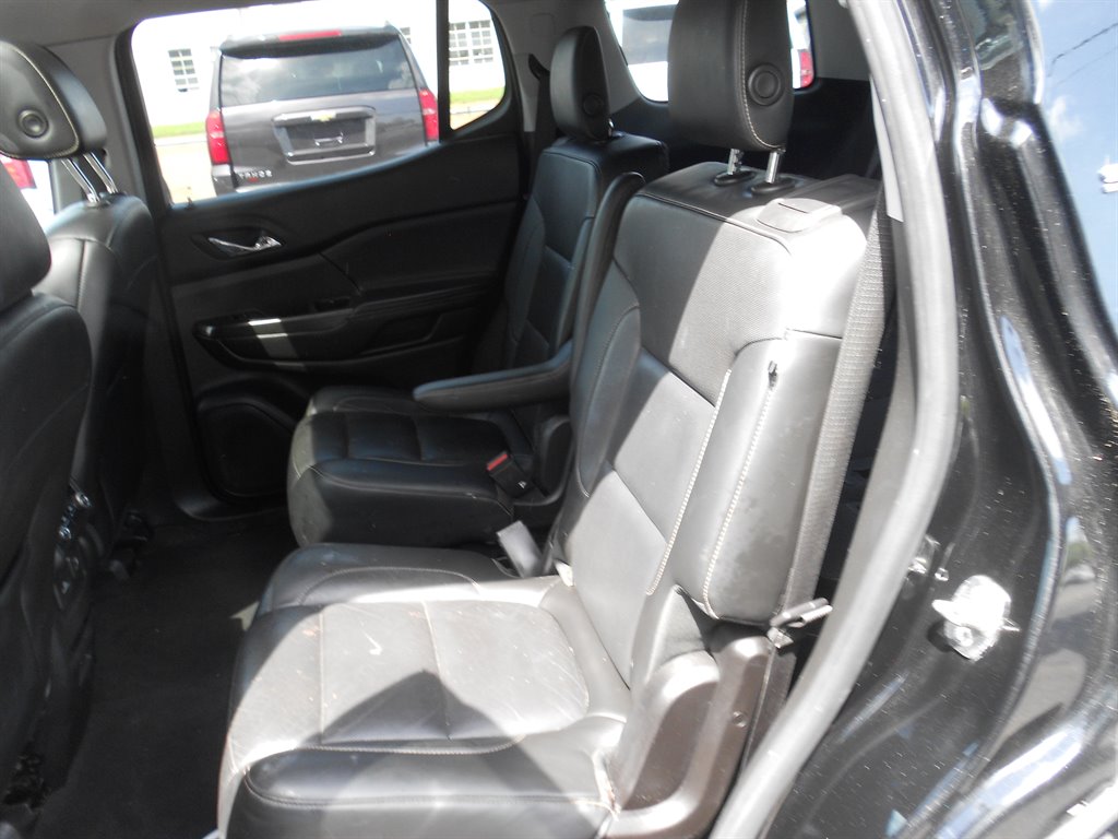 2019 GMC Acadia SLT1 photo