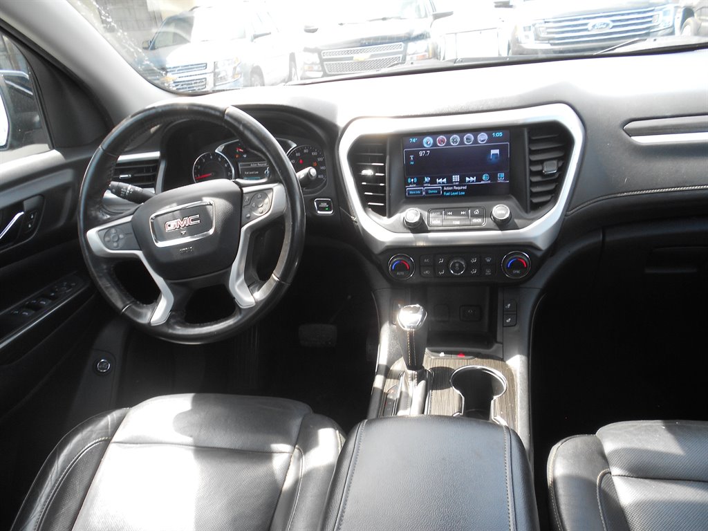 2019 GMC Acadia SLT1 photo