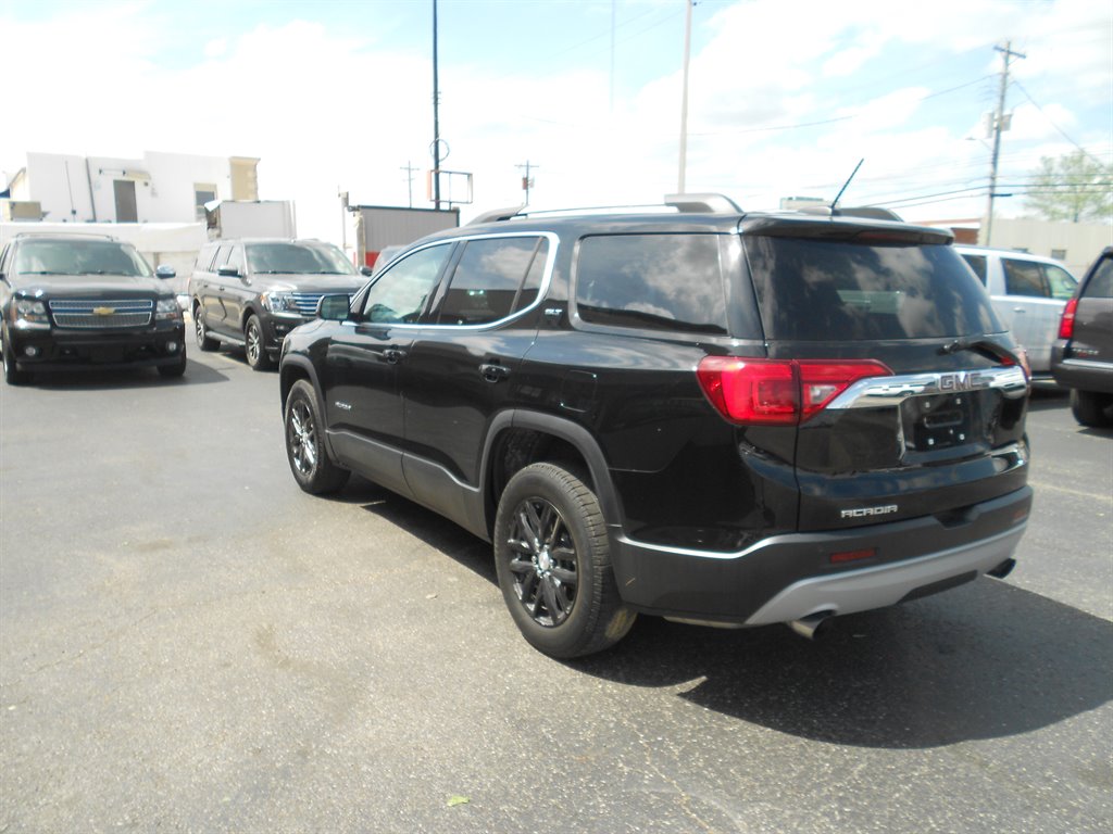 2019 GMC Acadia SLT1 photo