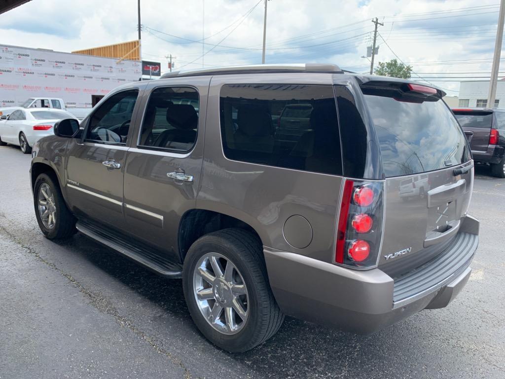 2014 GMC Yukon Denali photo