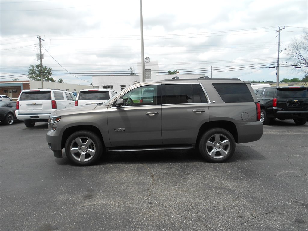 2019 Chevrolet Tahoe LT photo