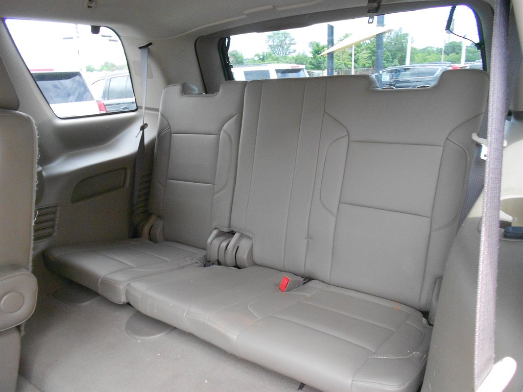 2019 Chevrolet Tahoe LT photo