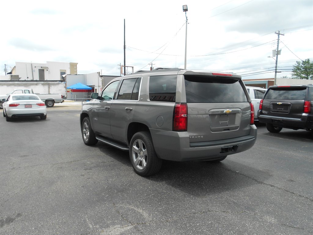 2019 Chevrolet Tahoe LT photo