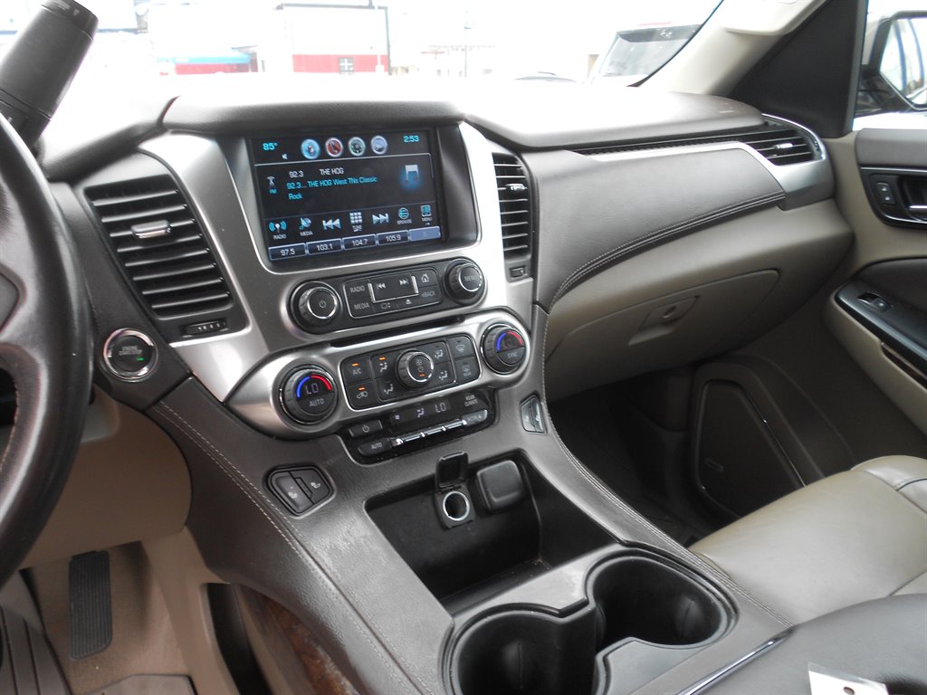 2019 Chevrolet Tahoe LT photo