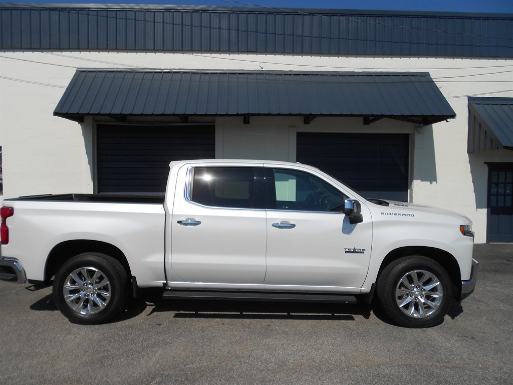 2020 Chevrolet Silverado 1500 - $32,850