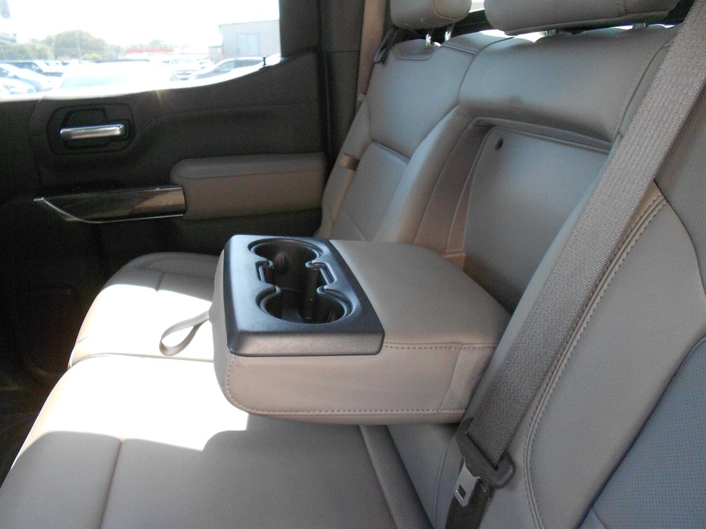 2020 Chevrolet Silverado 1500 - $32,850
