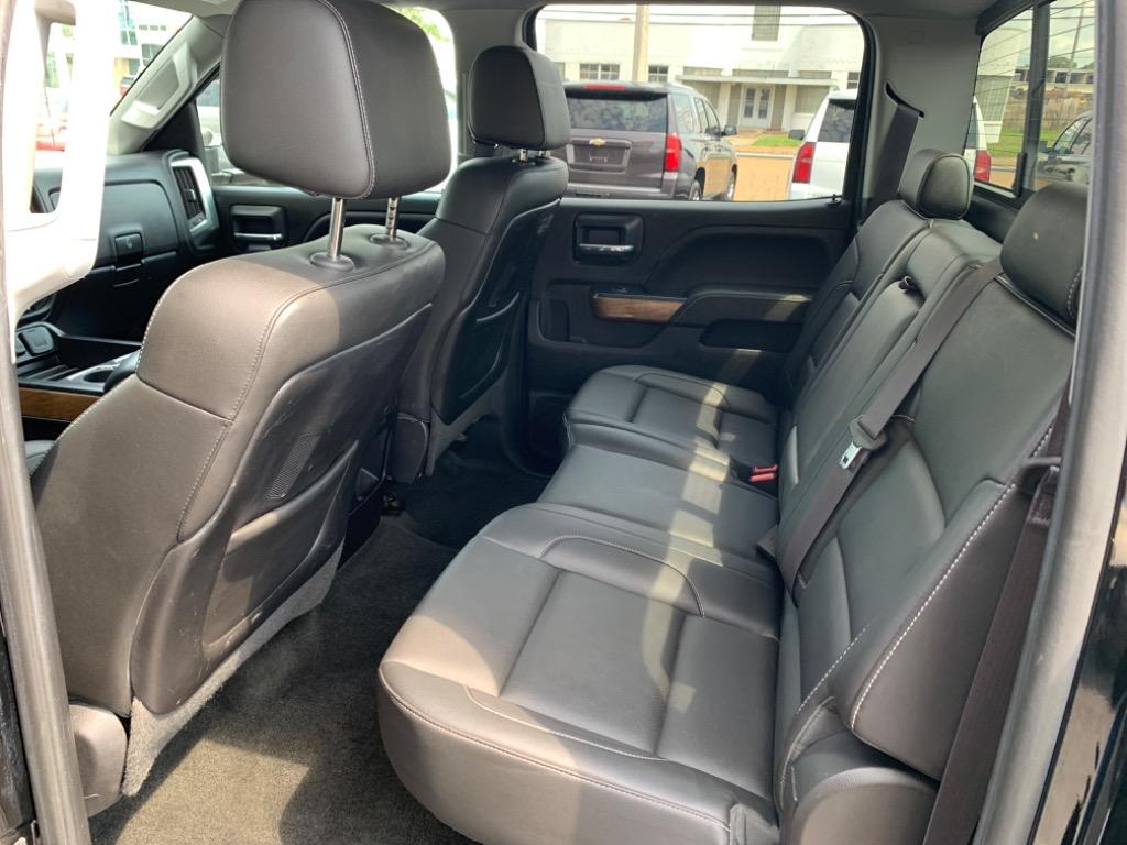 2015 Chevrolet Silverado - $30,875