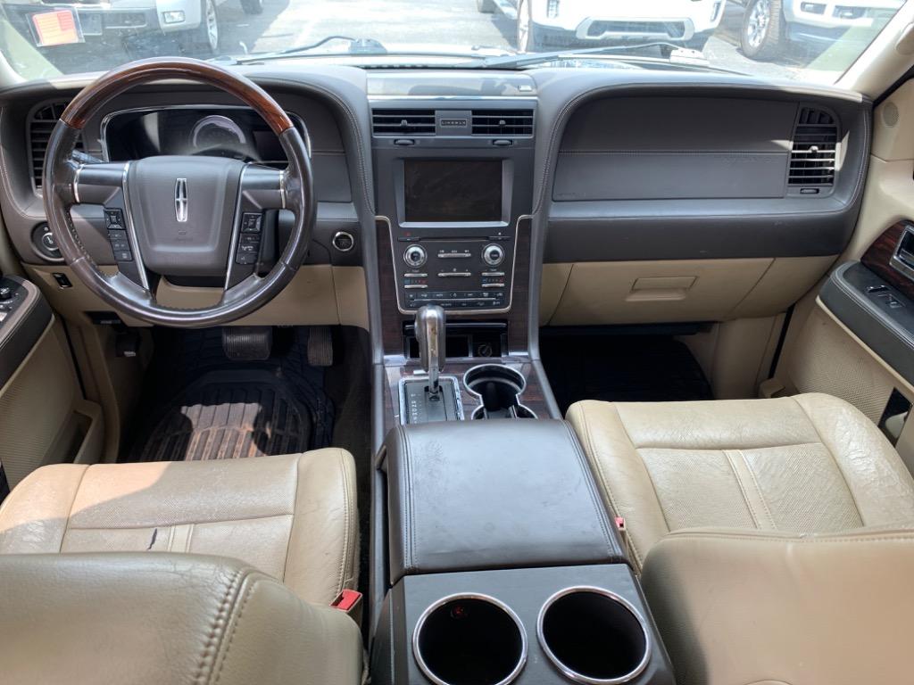 2015 Lincoln Navigator - $12,900