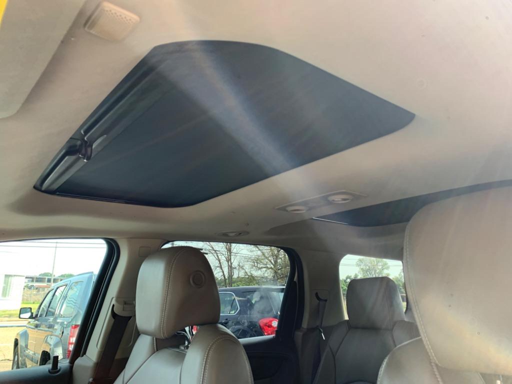 2013 GMC Acadia Denali photo
