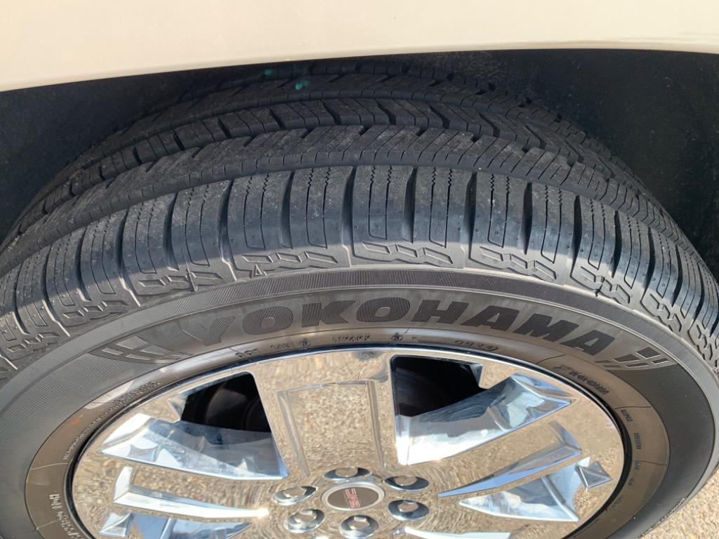 2013 GMC Acadia Denali photo