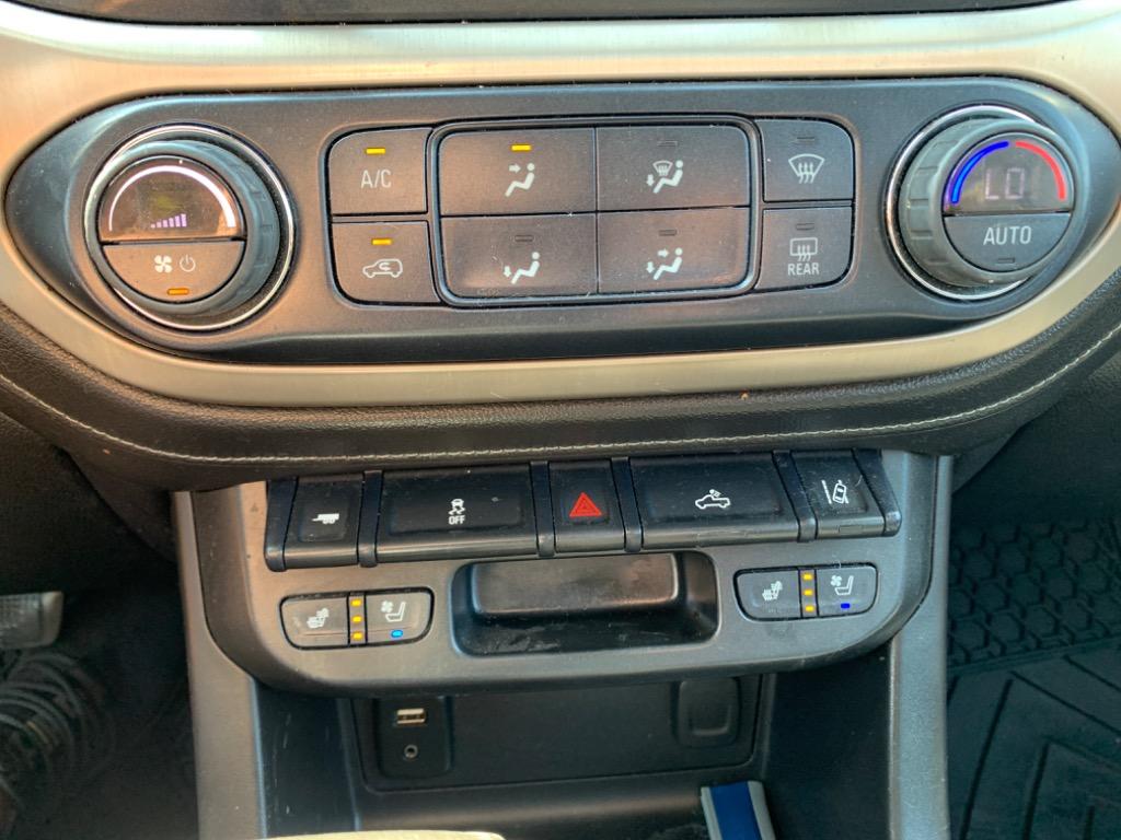 2018 GMC Canyon Denali photo