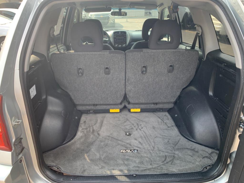 2005 Toyota RAV4 photo