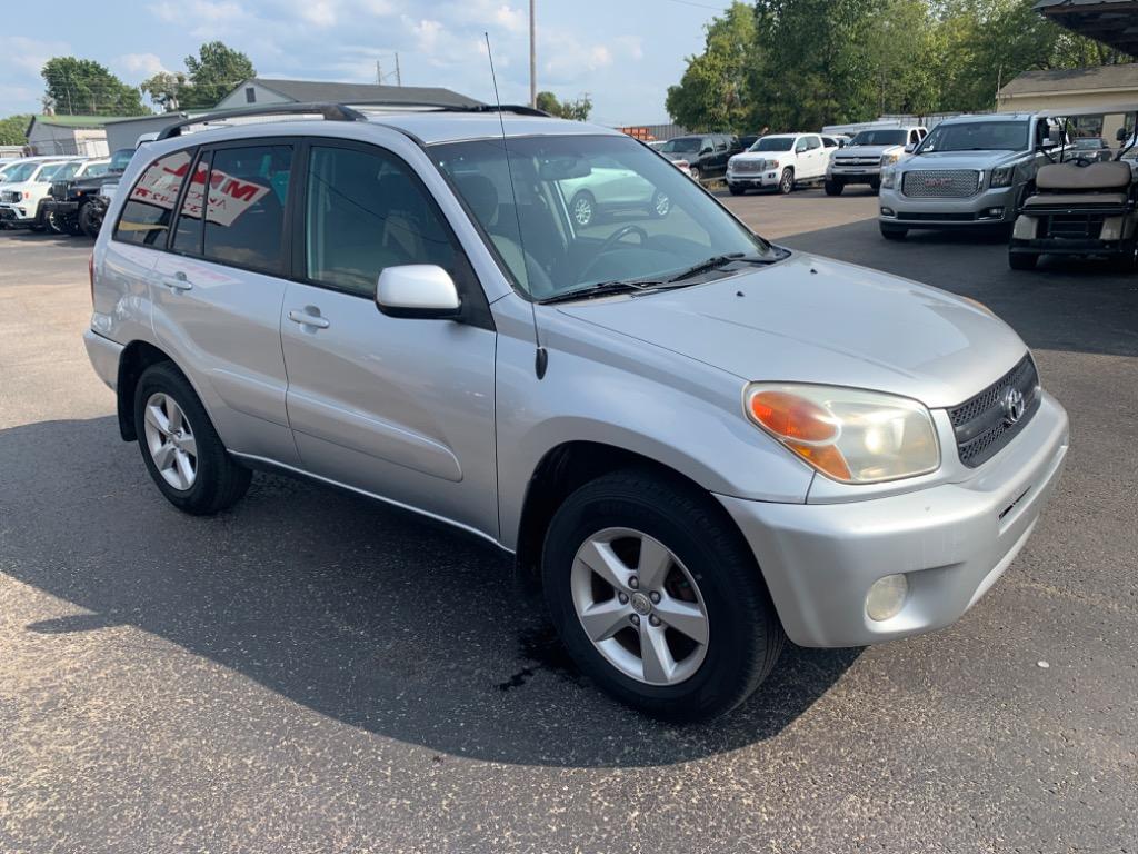 2005 Toyota RAV4 photo