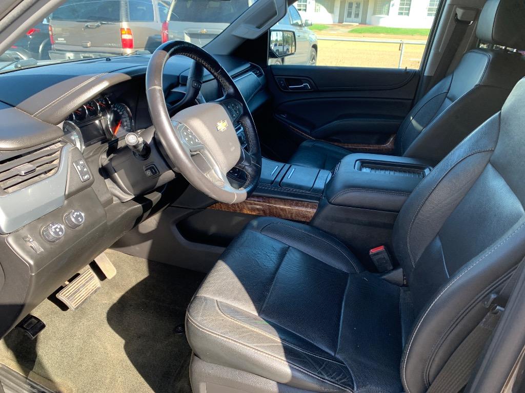 2018 Chevrolet Suburban 1500 Premier photo