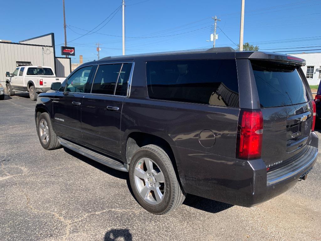 2018 Chevrolet Suburban 1500 Premier photo