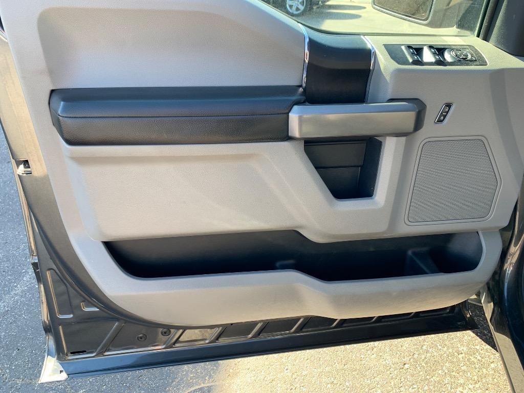 2020 Ford F150 XLT photo