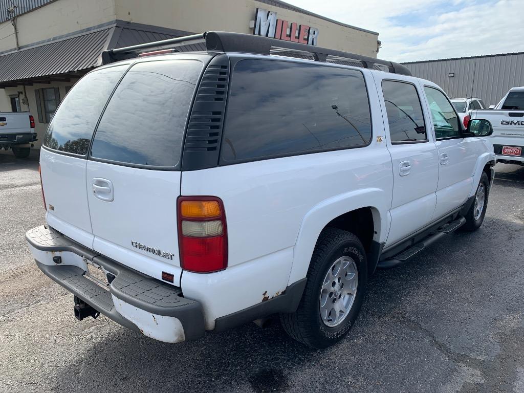 2003 Chevrolet Suburban 1500 photo