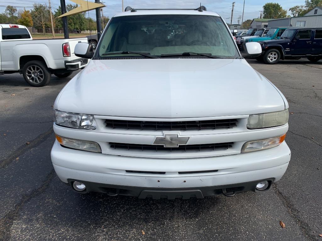 2003 Chevrolet Suburban 1500 photo