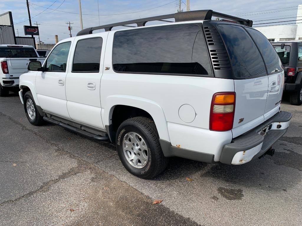2003 Chevrolet Suburban 1500 photo