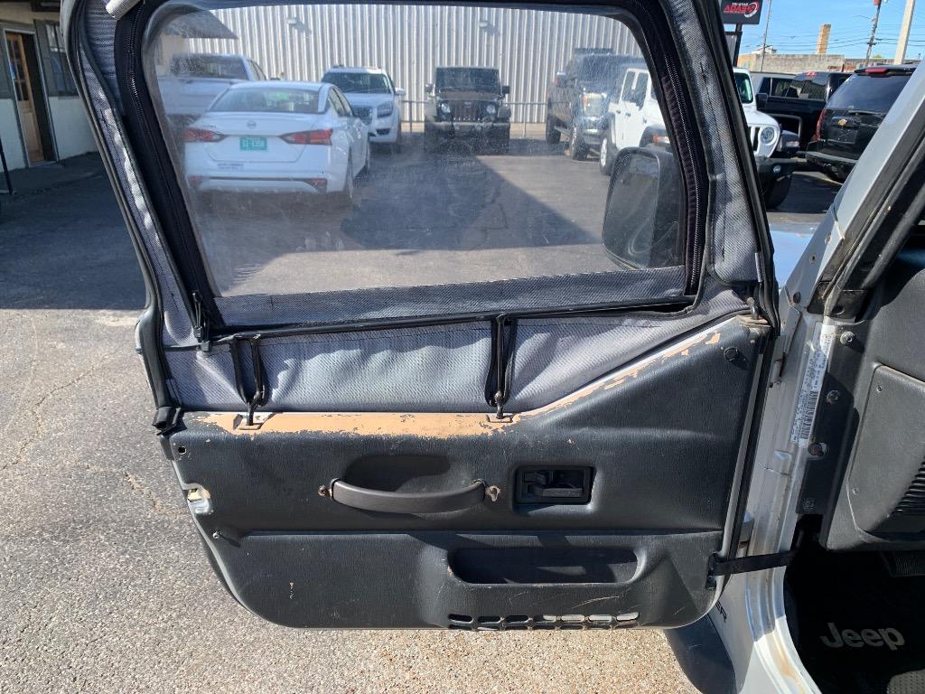 2004 Jeep Wrangler X photo