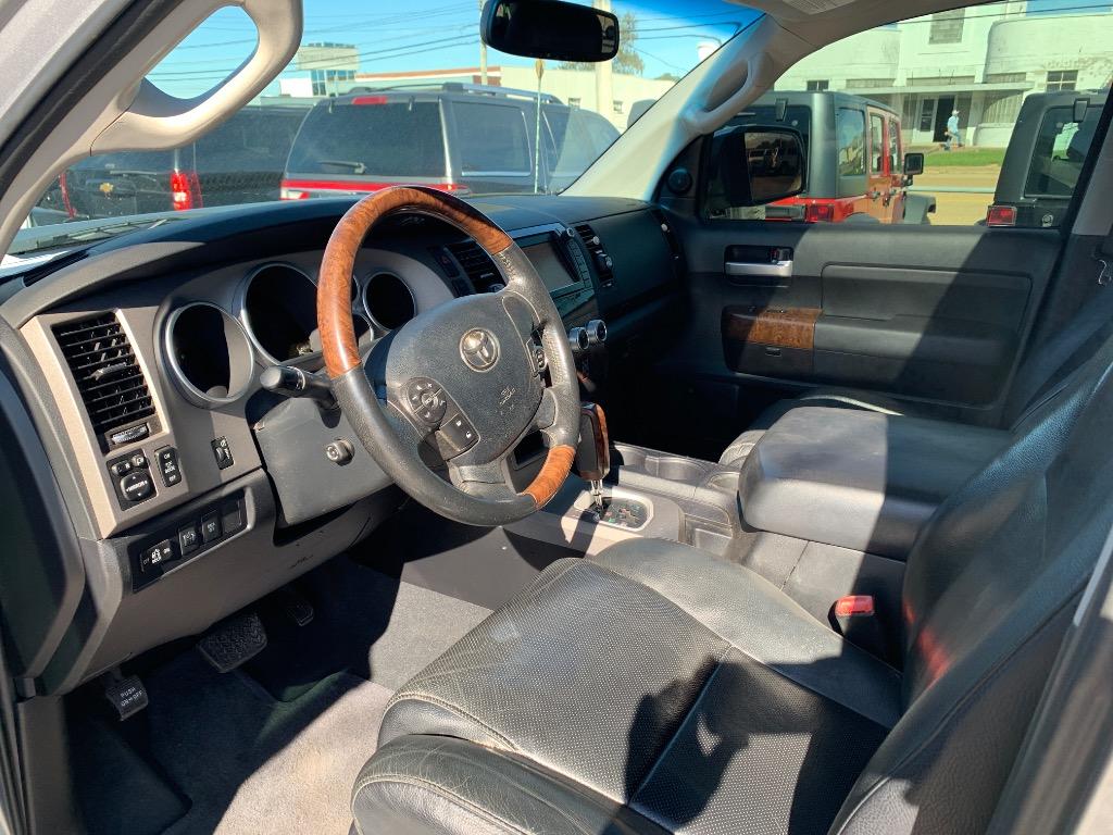 2011 Toyota Tundra Limited photo