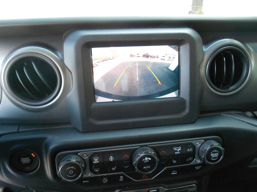 2022 Jeep Wrangler - $20,250