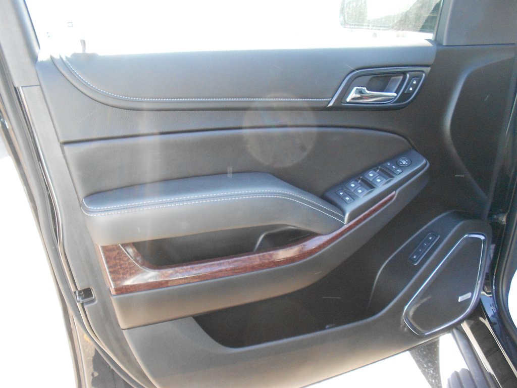 2020 GMC Yukon SLT photo